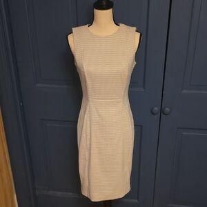 Calvin Klein Tan & White Print Midi Wiggle Dress Sz 4